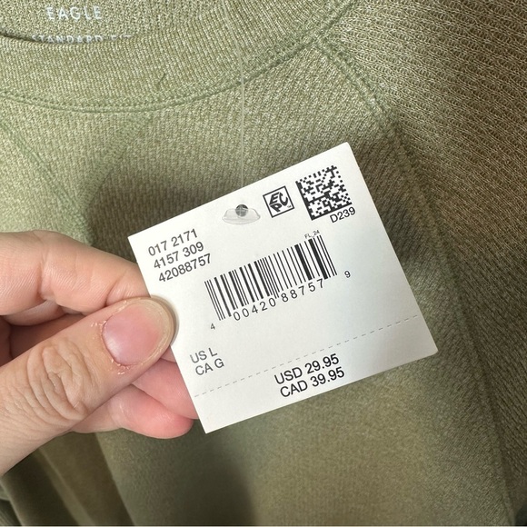 American Eagle Standard Fit Long Sleeve Pullover Sweater in Green - Picture 3 of 6